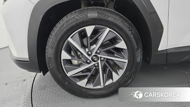 Hyundai Tucson (NX4) id 4268307 из Кореи 15