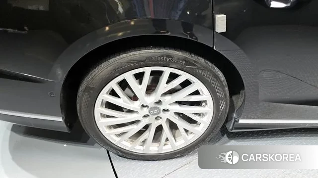 Audi A8 (D5) id 3059819 из Кореи 15