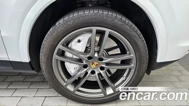Porsche Cayenne (PO536) id 2855073 из Кореи 15