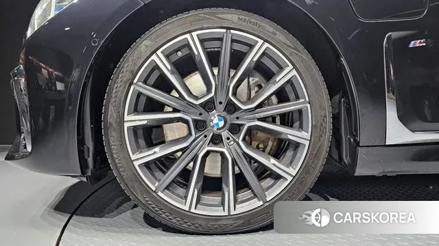 BMW 7 Series (G11) id 3033613 из Кореи 15