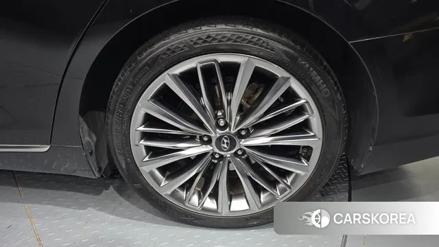 Hyundai Grandeur IG id 3484924 из Кореи 15
