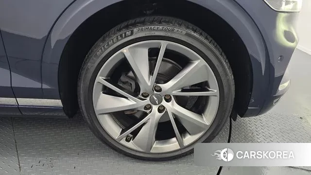 Genesis GV70 id 3468803 из Кореи 15