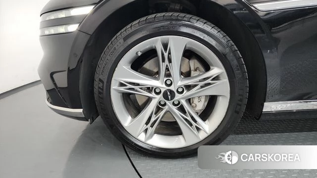 Genesis G90 (RS4) id 4195088 из Кореи 38