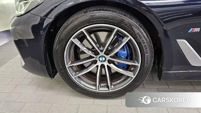 BMW 5 Series (G30) id 2985433 из Кореи 15