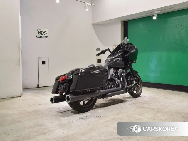 Harley-Davidson Road Glide ST FLTRXST1920 2023 из Японии, фото 5