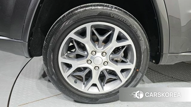 Jeep Grand Cherokee id 4294726 из Кореи 15