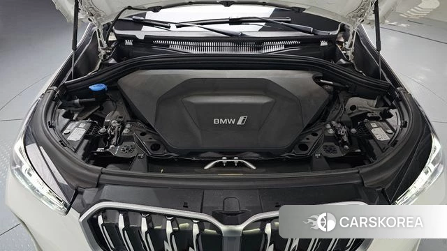 BMW iX1 (U11) id 4400859 из Кореи 39