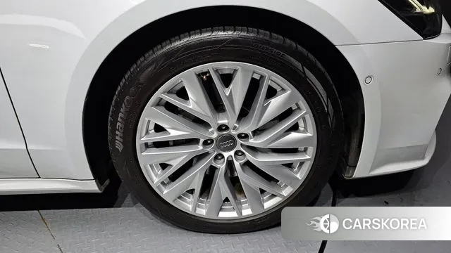 Audi A7 (4K) id 3225488 из Кореи 15