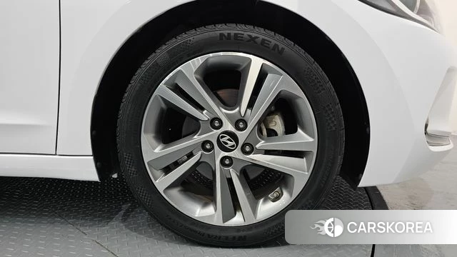 Hyundai Avante AD id 4551952 из Кореи 15