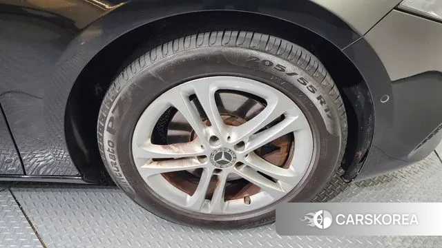 Mercedes-Benz A-Class W177 id 2963712 из Кореи 15