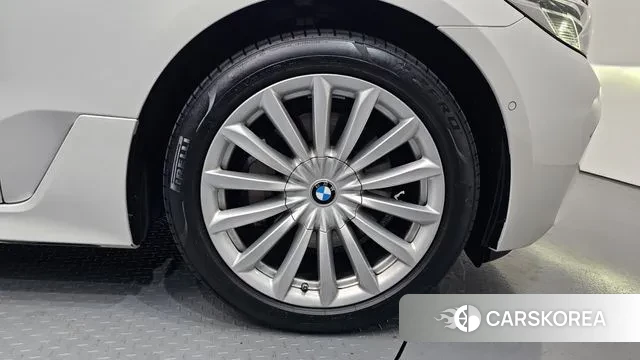 BMW 6 Series GT (G32) id 3764066 из Кореи 15