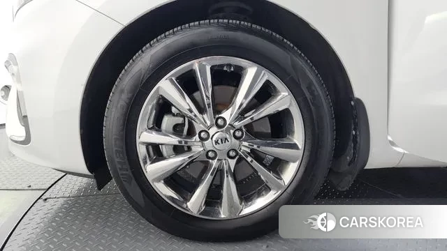 Kia The New Carnival id 3578375 из Кореи 15