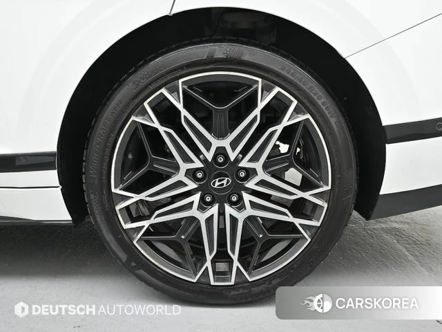 Hyundai Grandeur Hybrid (GN7) id 3837907 из Кореи 15