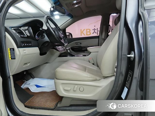 Kia The New Carnival id 4406382 из Кореи 15