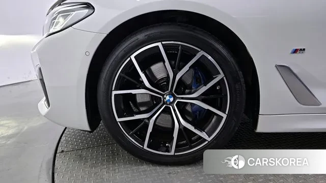 BMW 5 Series (G30) id 3561963 из Кореи 15