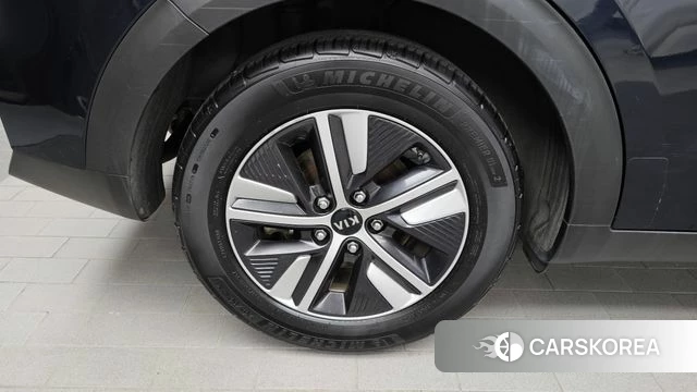 Kia The New Niro id 4587095 из Кореи 27