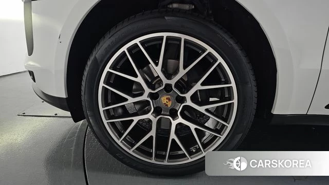 Porsche Macan id 4330781 из Кореи 32
