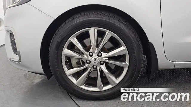 Kia The New Carnival id 2714318 из Кореи 15