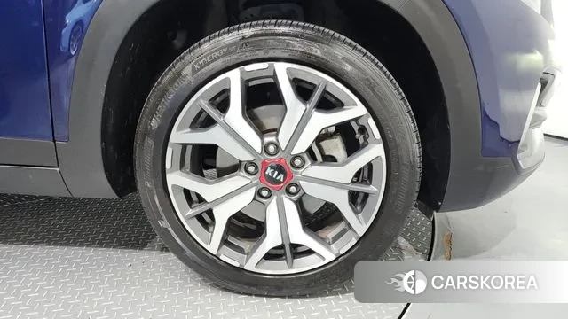 Kia Seltos id 3213900 из Кореи 15