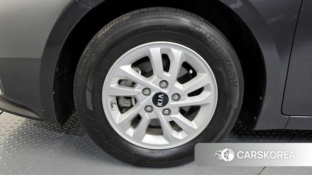 Kia Come New K3 id 4268854 из Кореи 15