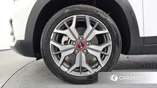 Kia Seltos id 3703464 из Кореи 15