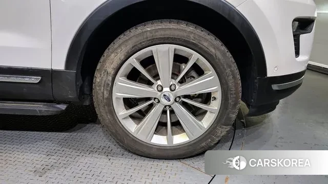 Ford Explorer id 2976878 из Кореи 15