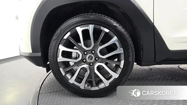 Ssangyong Torres id 3615302 из Кореи 15