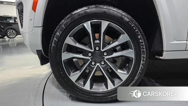 Jeep Grand Cherokee (WL) id 3851484 из Кореи 15