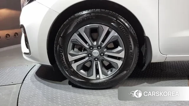 Kia The New Carnival id 3429138 из Кореи 15