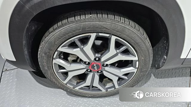 Kia Seltos id 4018453 из Кореи 15