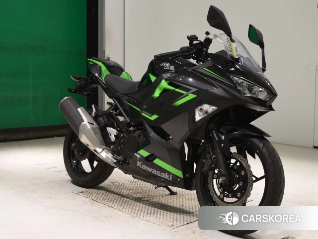 Kawasaki NINJA 400 2018 из Японии, фото 4