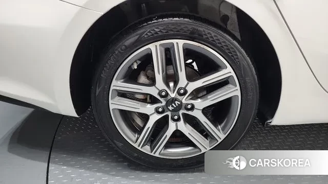 Kia Come New K3 id 3728424 из Кореи 15