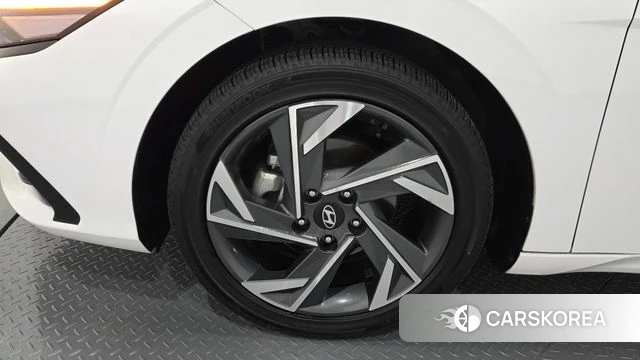 Hyundai The New Avante (CN7) id 4292502 из Кореи 29