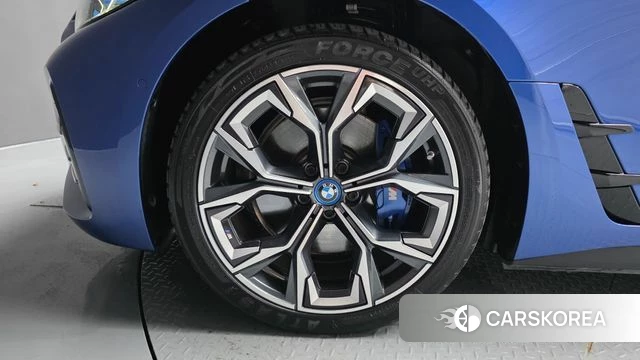 BMW i4 id 4682248 из Кореи 29