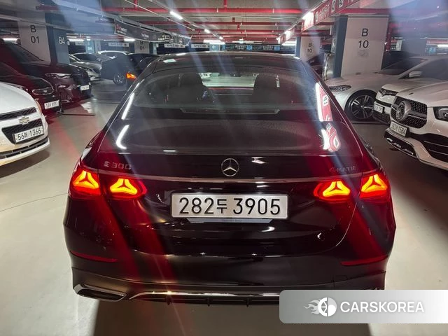 Mercedes-Benz E-Class W214 id 4700566 из Кореи 10