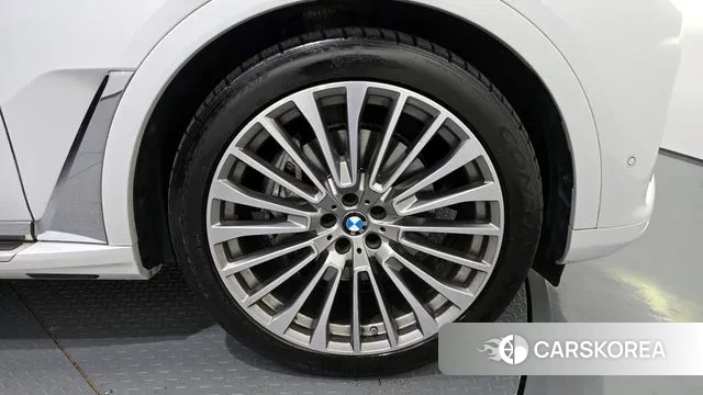 BMW X7 (G07) id 3342836 из Кореи 15