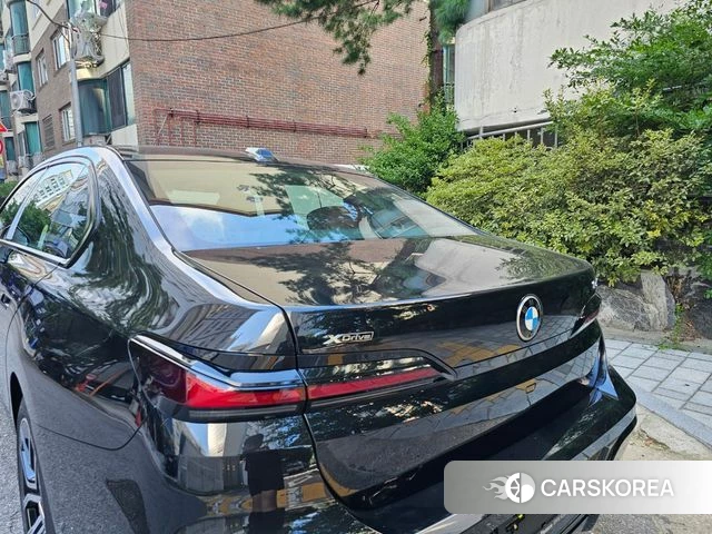 BMW 7 Series (G70) 2025 Черный из Кореи, фото 5