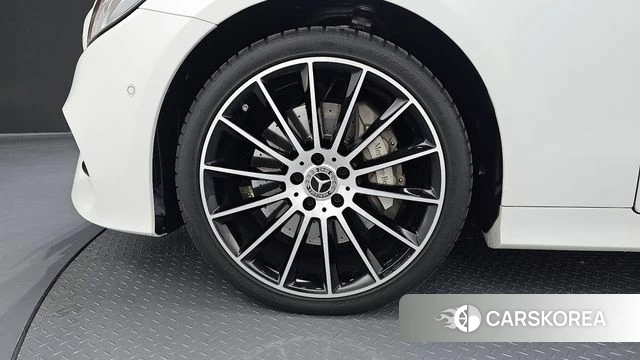 Mercedes-Benz E-Class W213 id 3911607 из Кореи 15