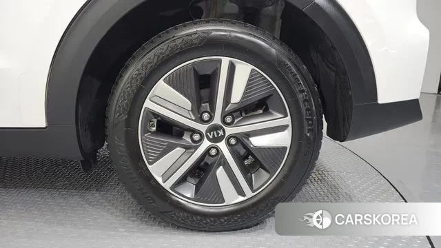 Kia The New Niro id 3697774 из Кореи 15