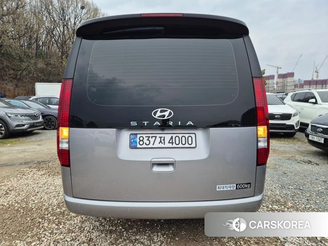 Hyundai Staria id 3882861 из Кореи 15