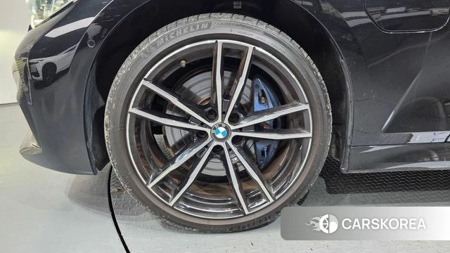 BMW 3 Series (G20) id 4632089 из Кореи 29