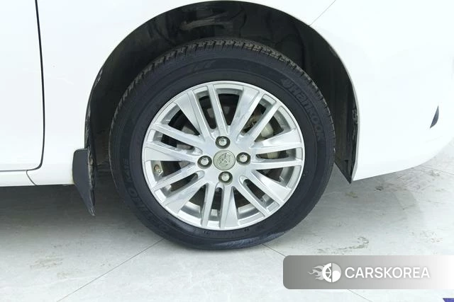 Toyota YARIS L to enjoy id 3783872 из Китая 12