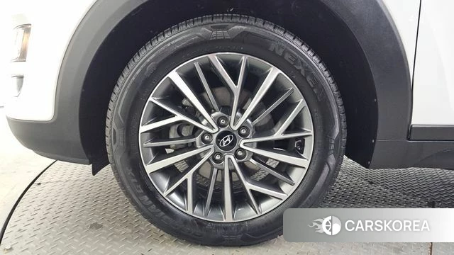 Hyundai All New Tucson id 4447357 из Кореи 26