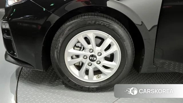 Kia Come New K3 id 3319622 из Кореи 15