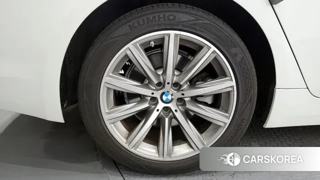 BMW 5 Series (G30) id 3656216 из Кореи 15