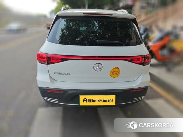 Mercedes-Benz EQB 2023 Белый из Китая, фото 5