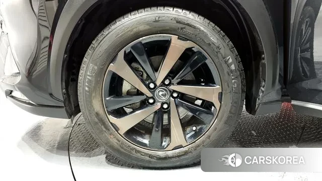 Lexus NX300h id 3509616 из Кореи 15