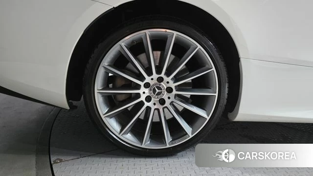 Mercedes-Benz E-Class W213 id 4646822 из Кореи 27