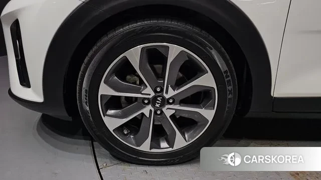 Kia Stonic id 3737267 из Кореи 15