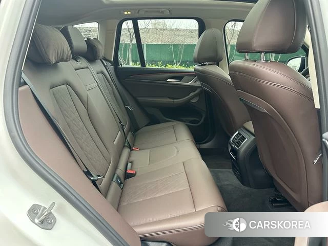 BMW X3 id 4297470 из Китая 23